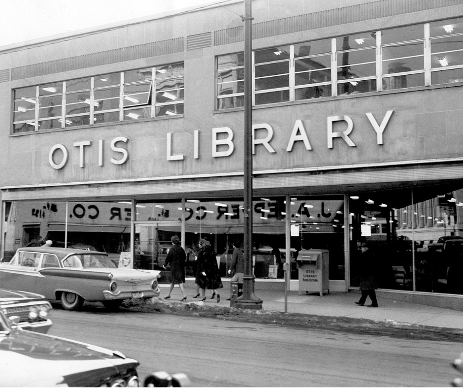 This is a photograph of the original building at 261 Main Street in Norwich, CT. This building was originally a department store before being converted to the Library.